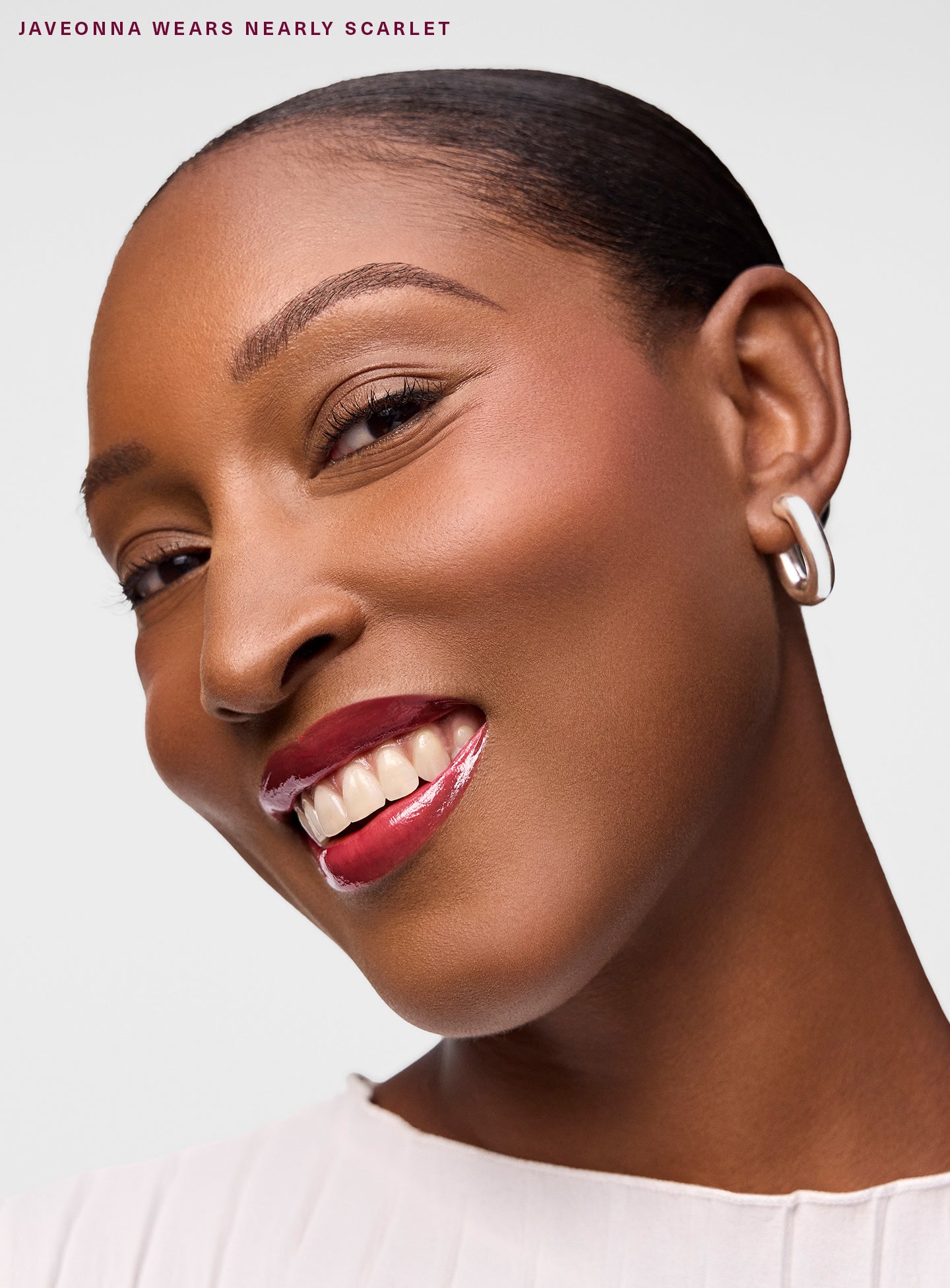 ON-FIGURE-RI-LIP-DUO-NEARLY-SCARLET-02