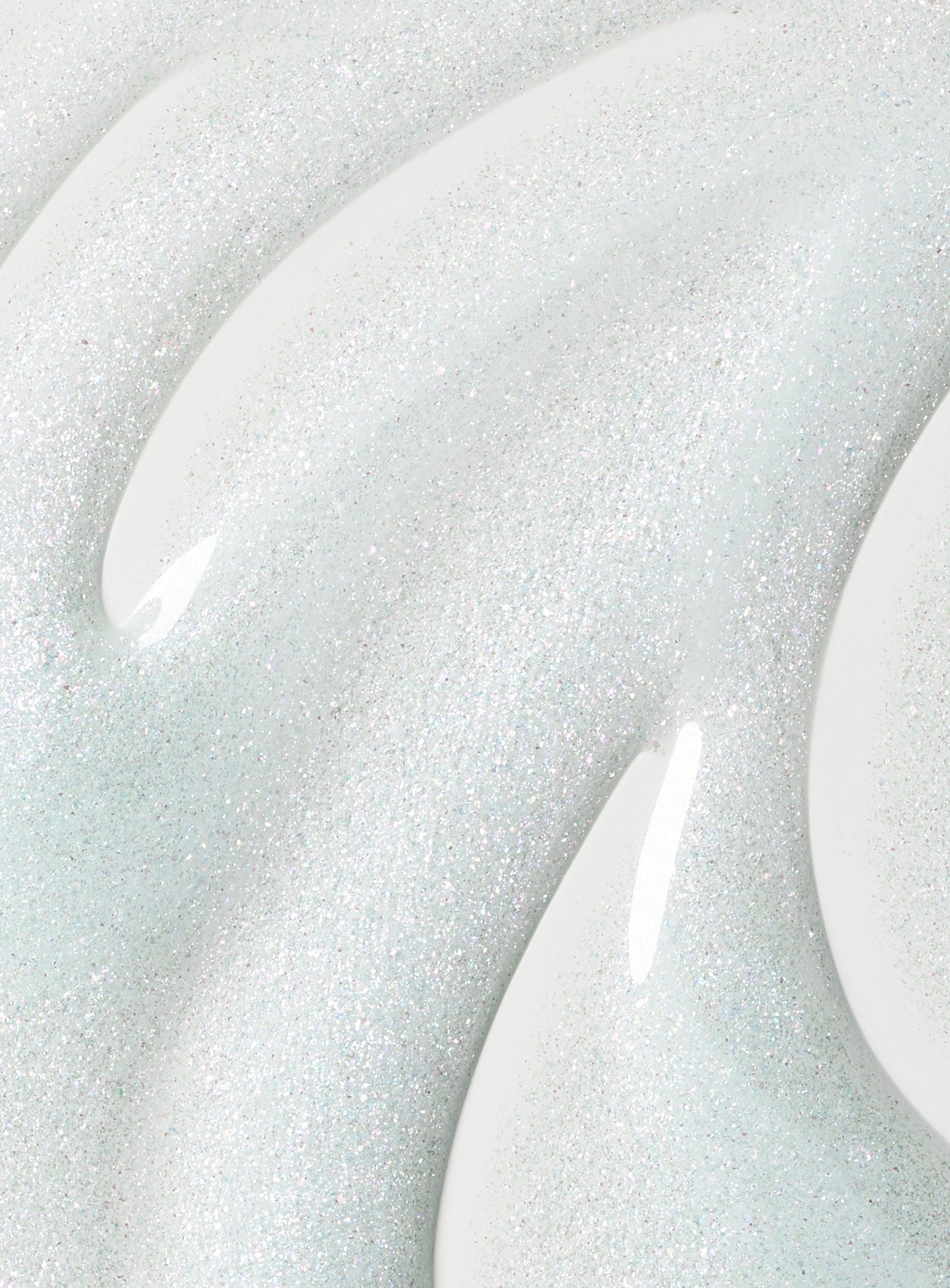 PL-LUMINIZING-LIP-GLOSS-SWATCH-DAZZLE