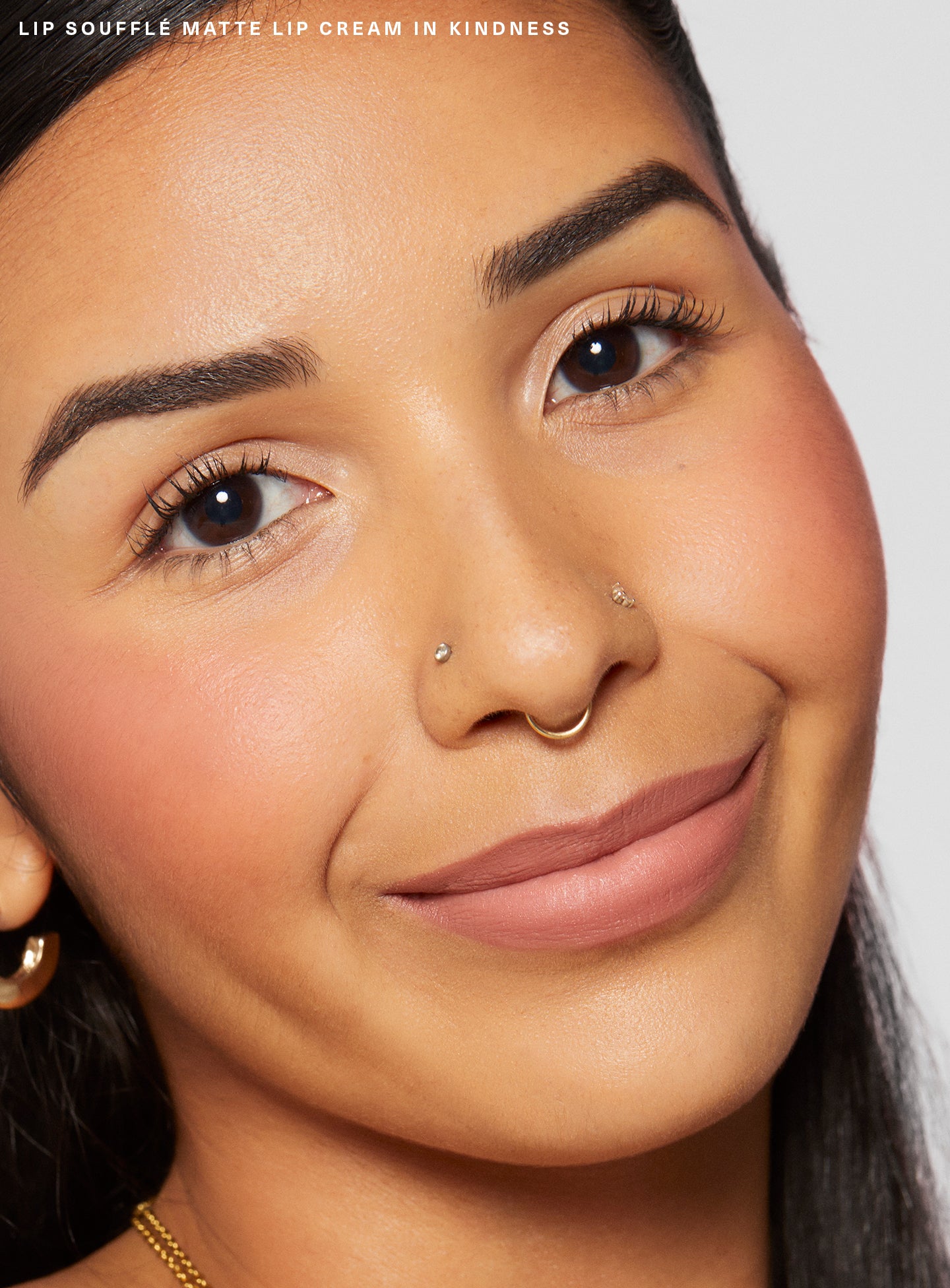 lip-souffle-matte-lip-cream-kindness-on-figure-01-1440x1952-1