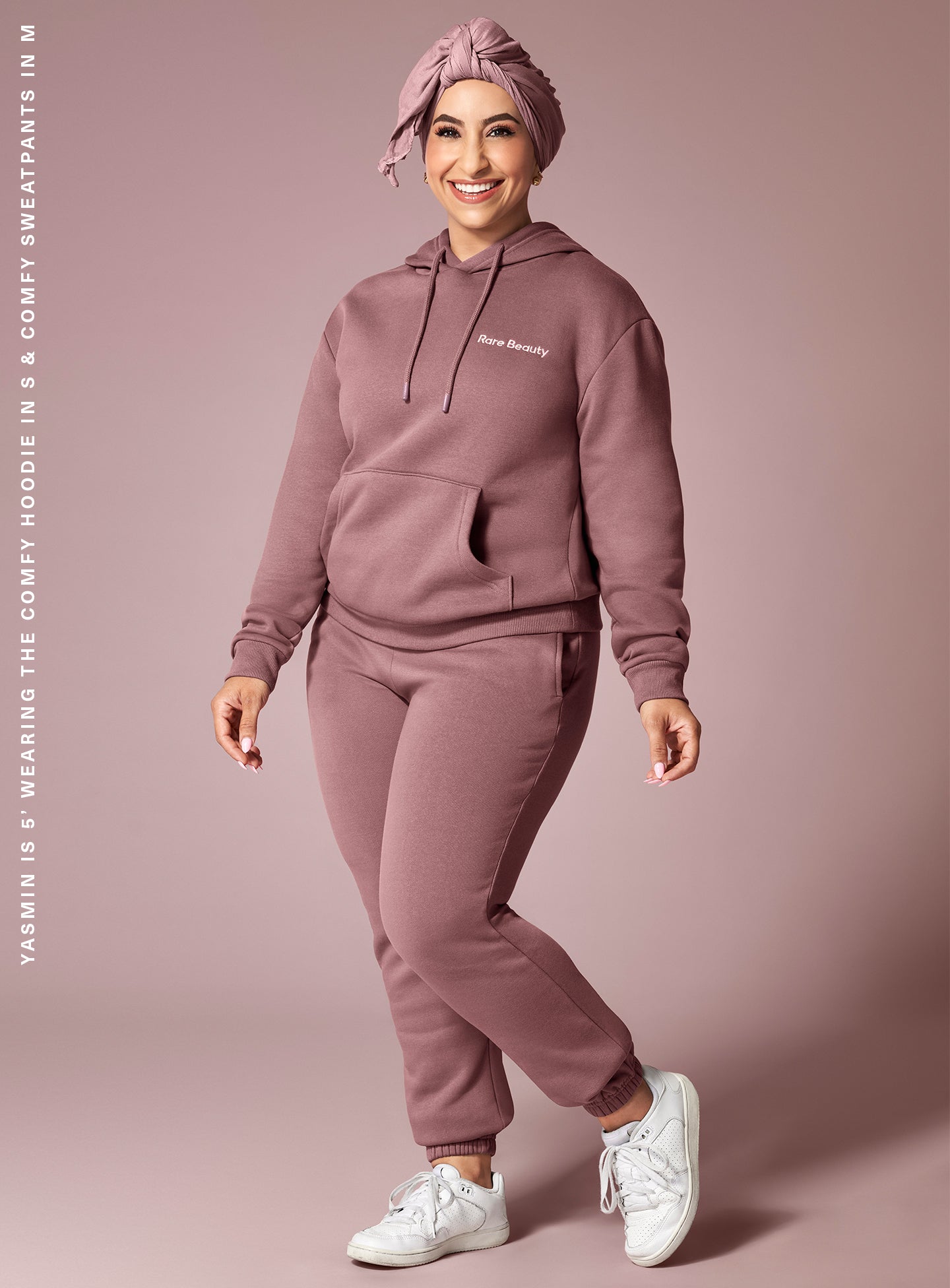 on-figure-comfy-sweatpants-yasmin-m-1440x1952-1